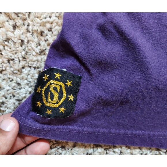 Switch Remarkable T-shirt Purple Bunny "Get The Juice" Print Men's Size Large - Picture 3 of 7